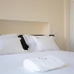 Otel Suites Guest House