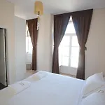 Suites Guest House 4* Cascais
