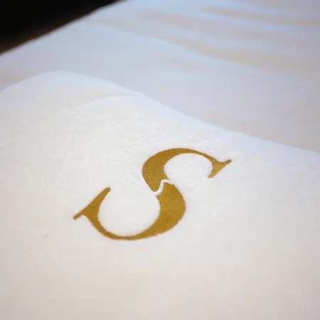 Alojamento de Acomodação e Pequeno-almoço Suites Guest House 3*