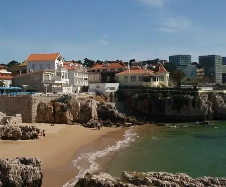 Alojamento de Acomodação e Pequeno-almoço Suites Guest House Cascais