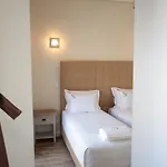 Pensión Suites Guest House 4*