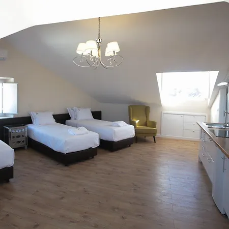 Bed & Breakfast Suites Guest House
