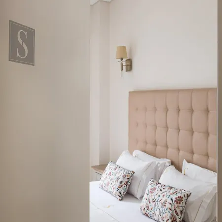 Szálloda Suites Guest House 4*