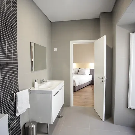 Bed & Breakfast Suites Guest House 3*