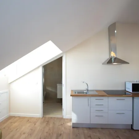 Bed & Breakfast Suites Guest House 3*