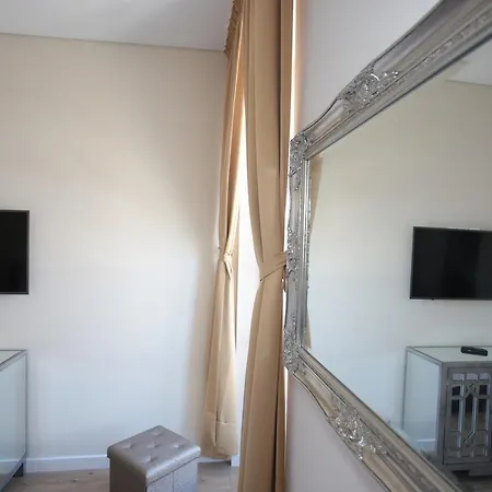 Suites Guest House 3* 카스카이스