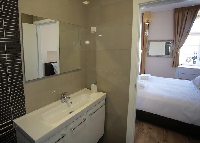 Suites Guest House Gæstehus 3*