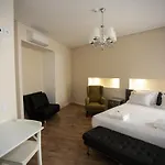 بيت ضيافة Suites Guest House 4*