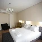 Suites Guest House 4* كاسكايس