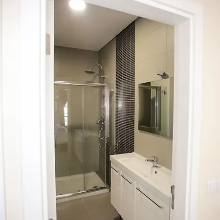 Suites Guest House كاسكايس