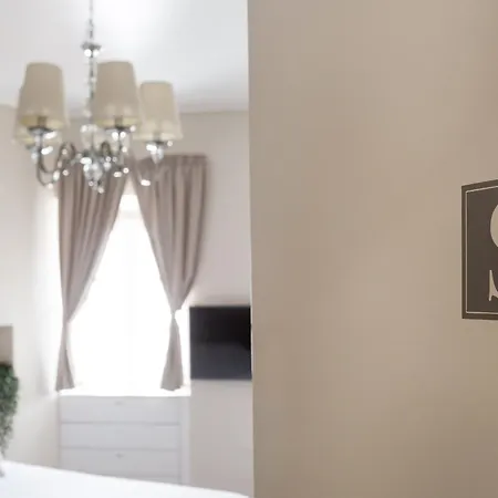 فندق Suites Guest House *