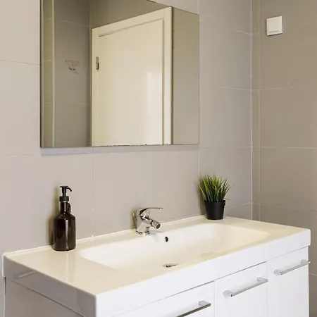 Suites Guest House * كاسكايس