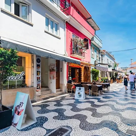 Suites Guest House Отель 4*