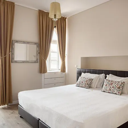 Suites Guest House Кашкайш