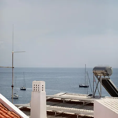 Отель Suites Guest House