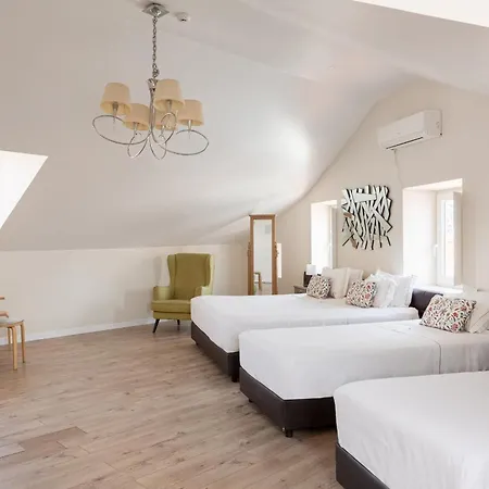 Suites Guest House فندق كاسكايس