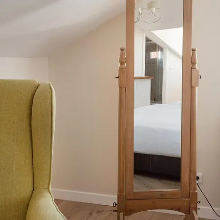 Suites Guest House Кашкайш
